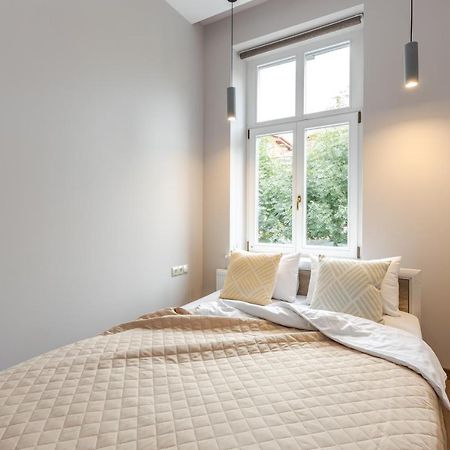 Inshiapartments On Kovzhuna Str إلفيف المظهر الخارجي الصورة