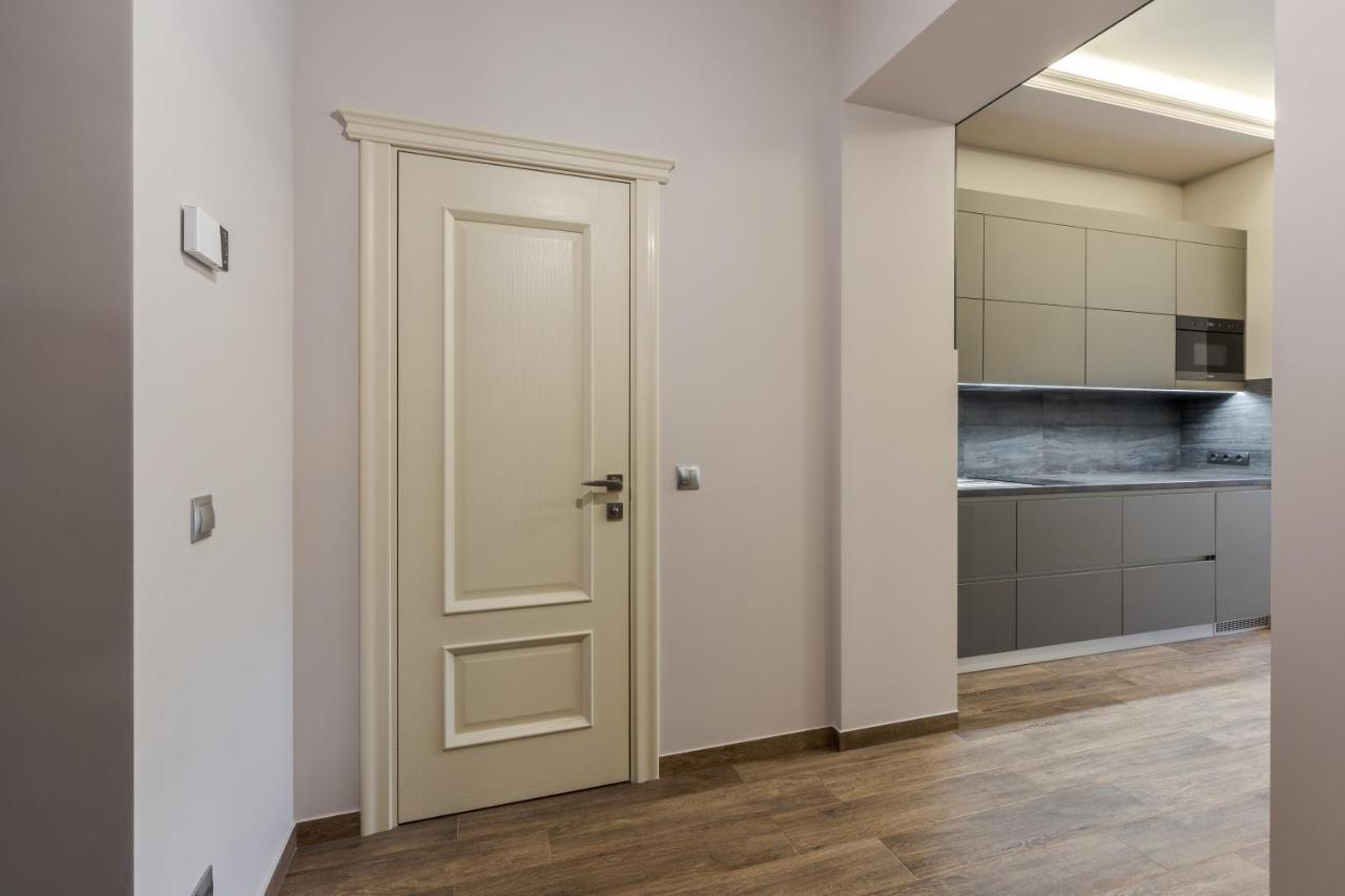 Inshiapartments On Kovzhuna Str إلفيف المظهر الخارجي الصورة